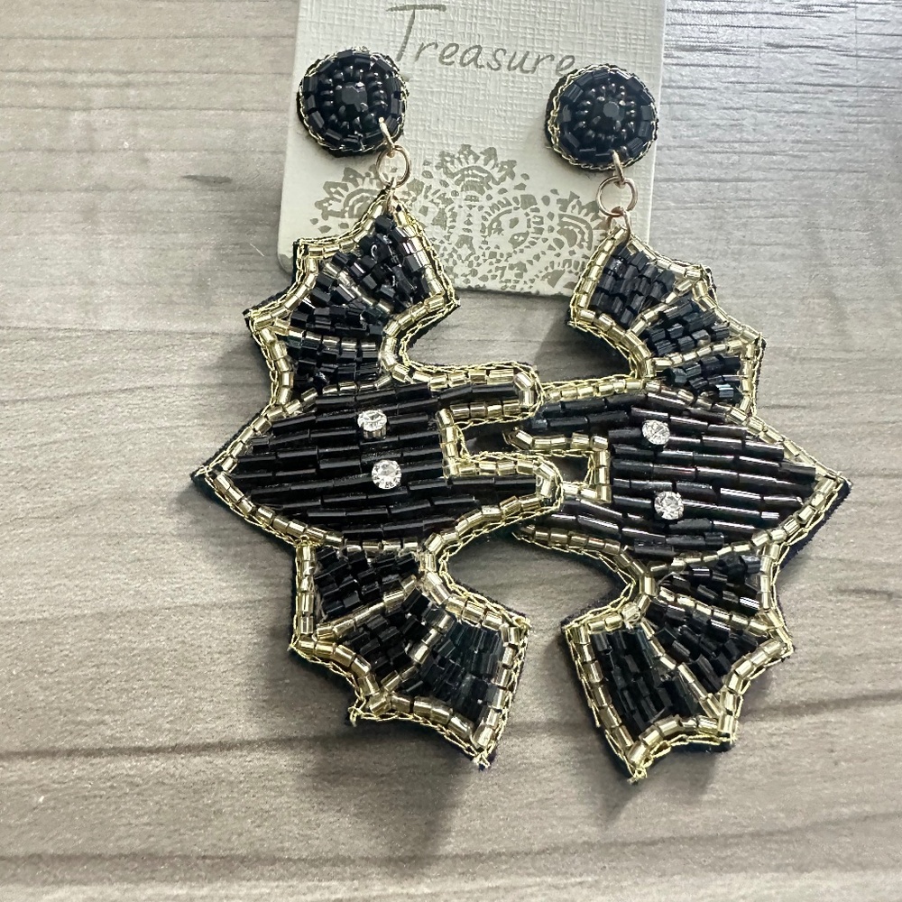 Treasure Seed Bead Earrings